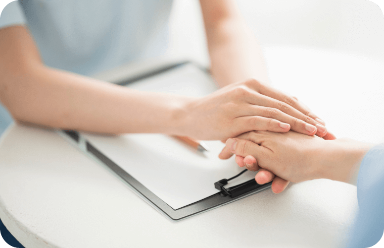 高齢者に寄り添うヘルパー